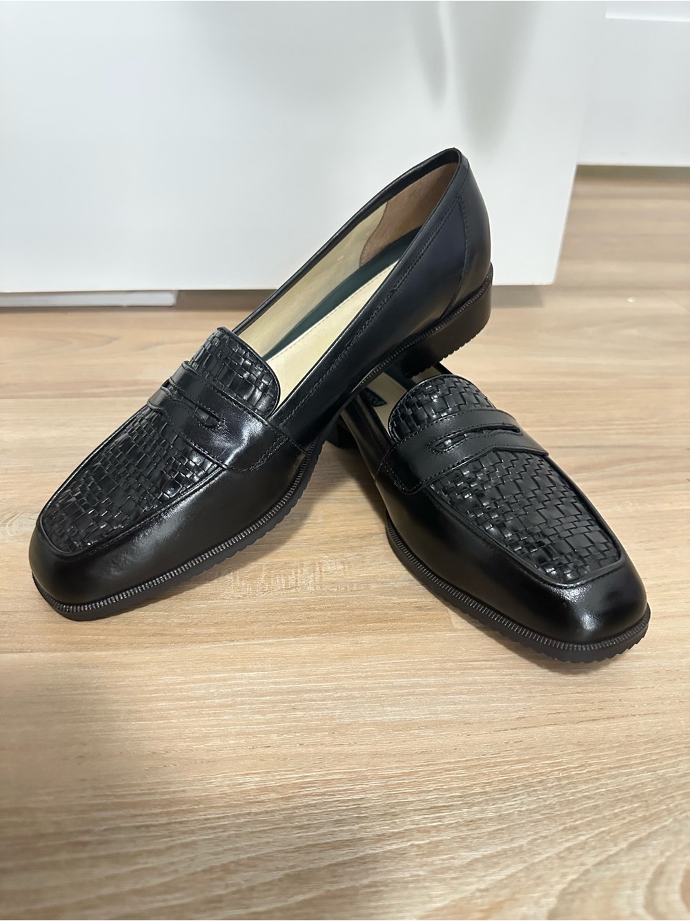 G.H. Bass Women’s 1990s Black Woven Leather Penny Loafers - Size 11